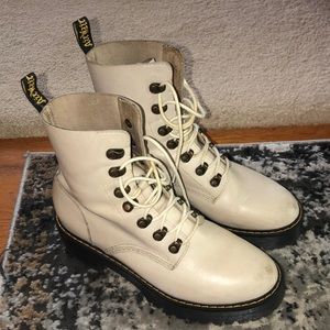 IVORY DR. MARTEN BOOTS